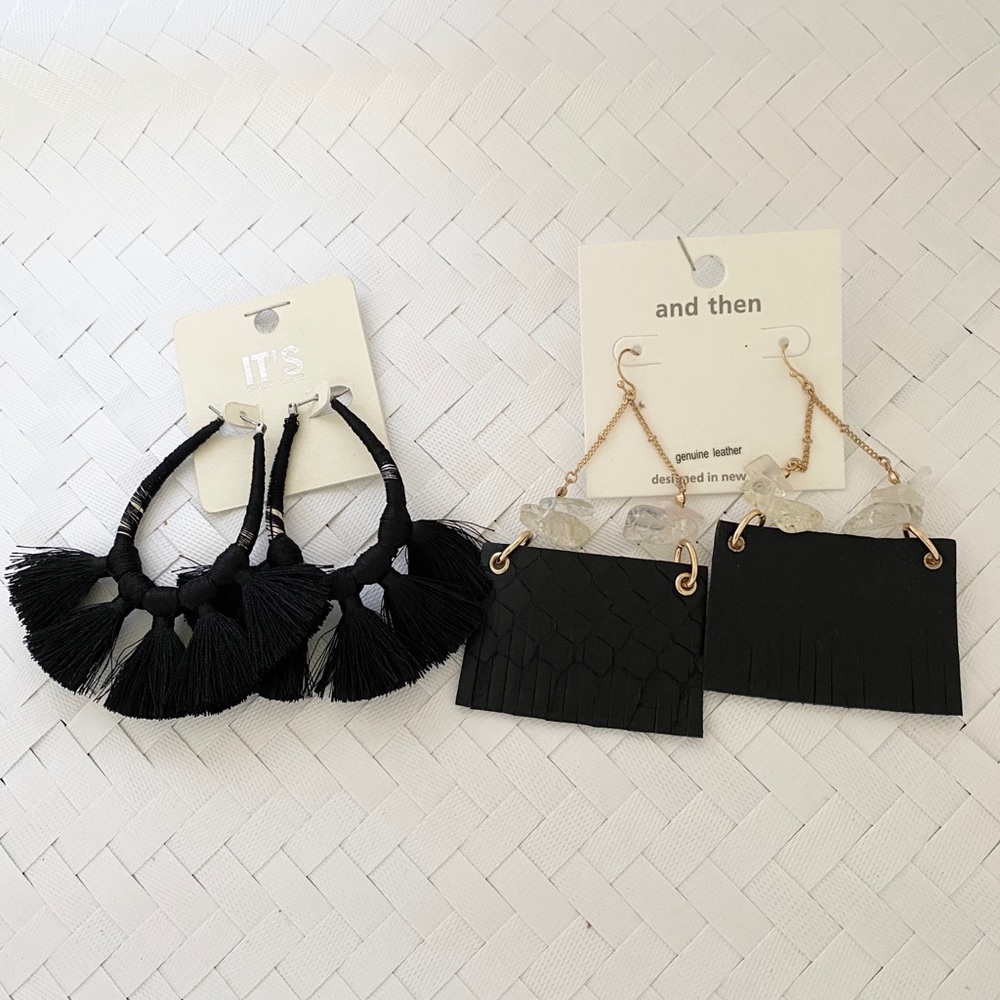 Black Earring Set